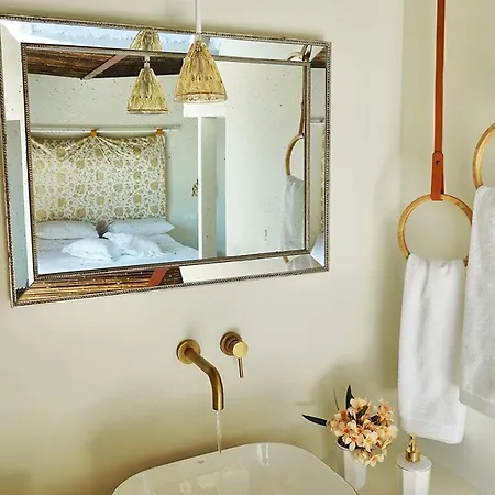 Elefthia Syros Exclusive Suite-sea View & Jacuzzi Mégas Yialós-Nítes